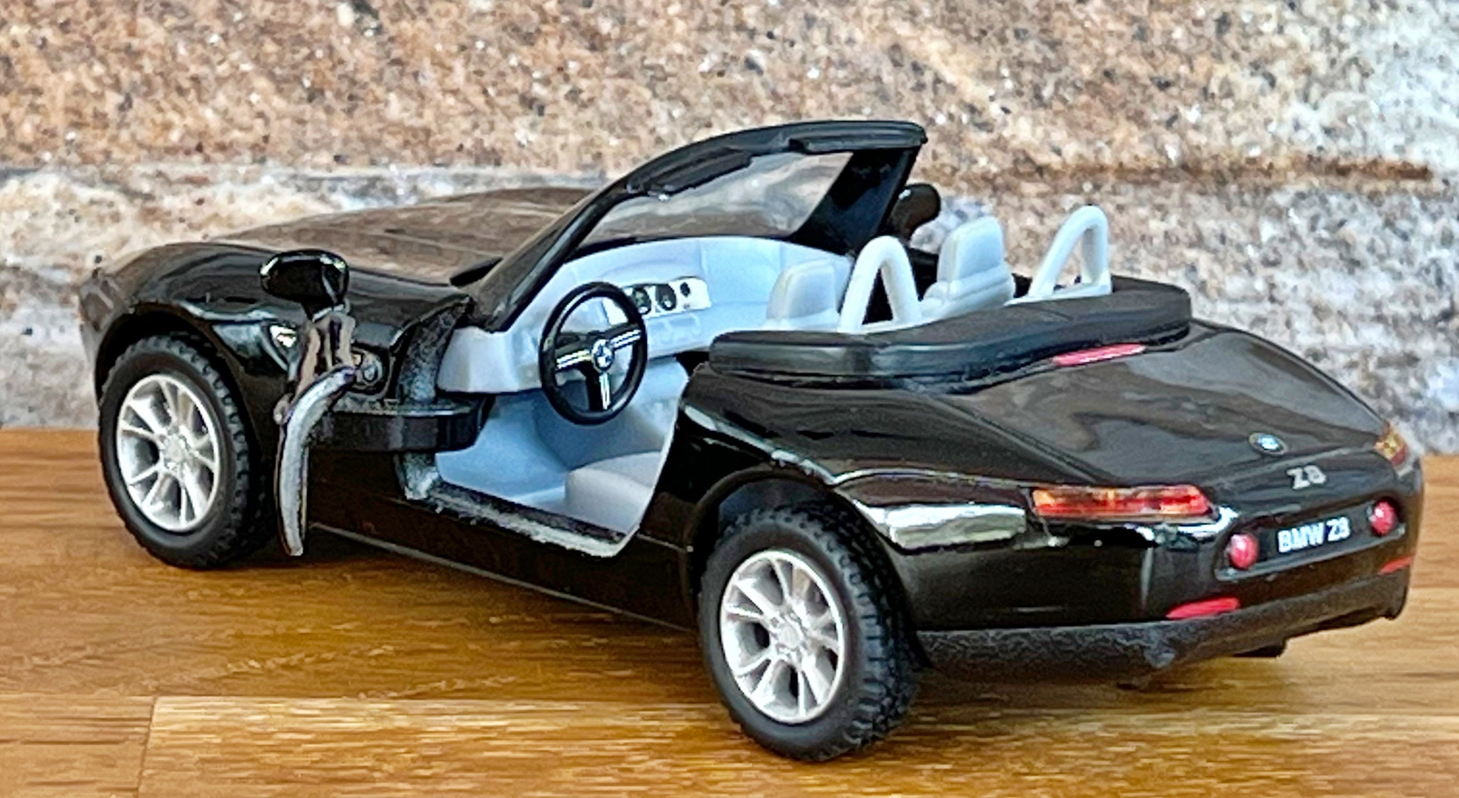 BMW Z8 1/36 Diecast Model Car 1/36 Scale Model Car Car Model BMW Z8 1/36 Diecast Model Car 1/36 Scale Model Car Car Model