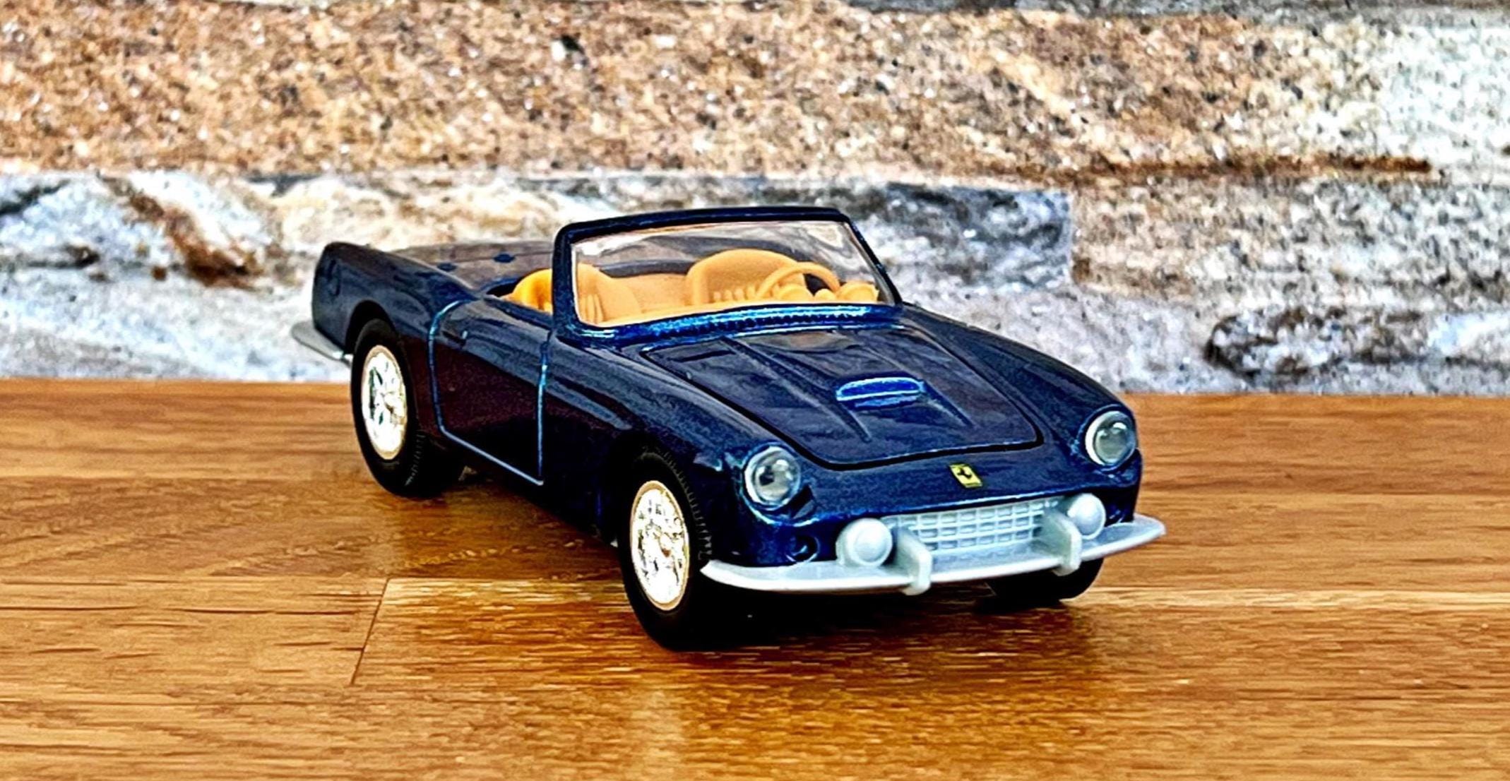 1961 Ferrari 400 Superamerica , 1/36 Scale Vintage Car Model
