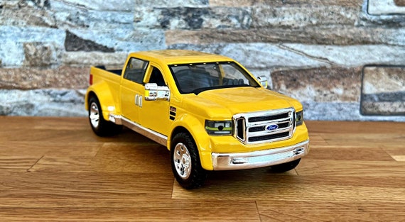 Ford Mighty F-350 Super Duty | Diecast Model Car | Diecast Pickup