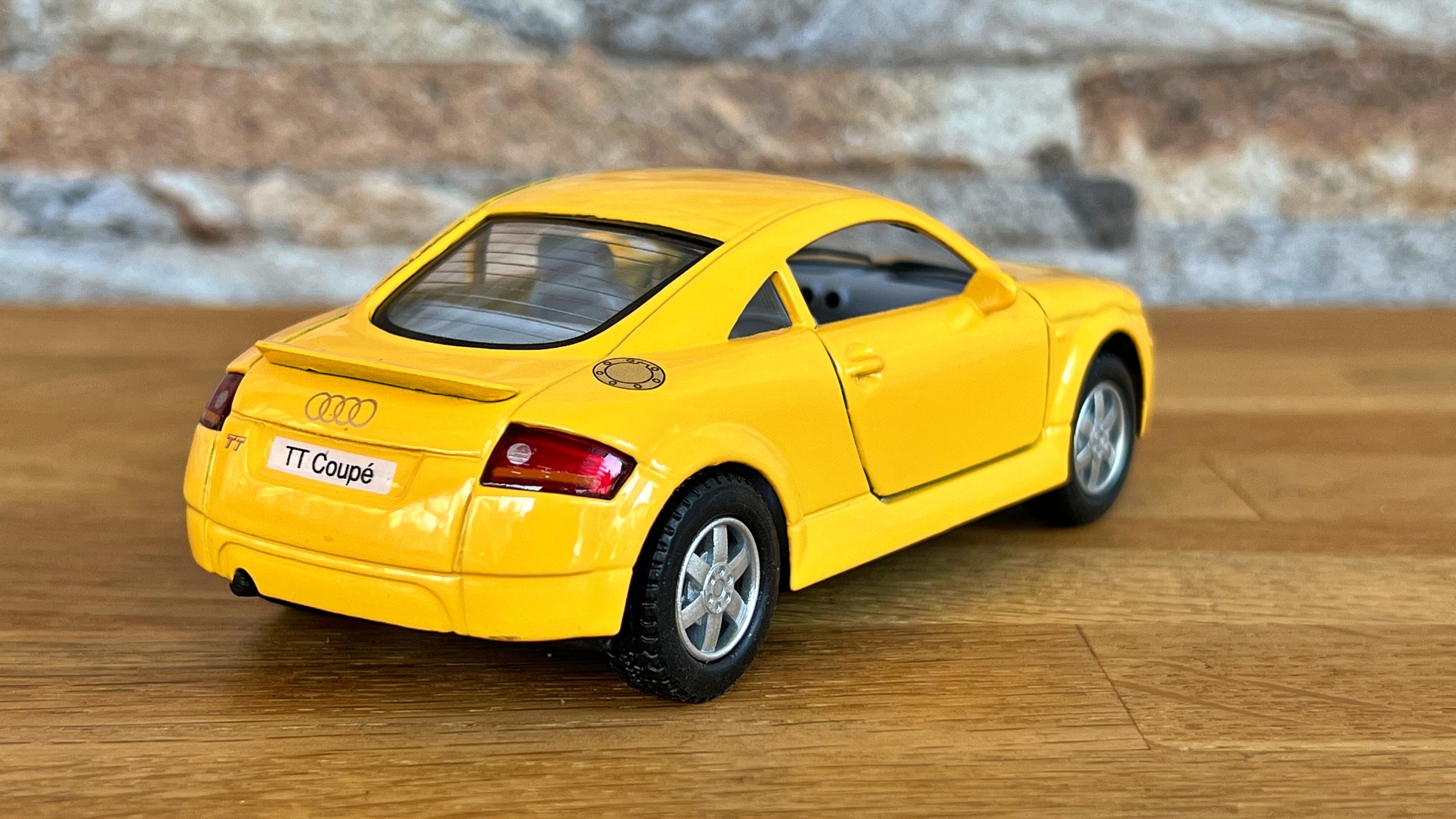 Audi TT Coupe , 1/32 Scale Model Car, Diecast Car Model , Die Cast