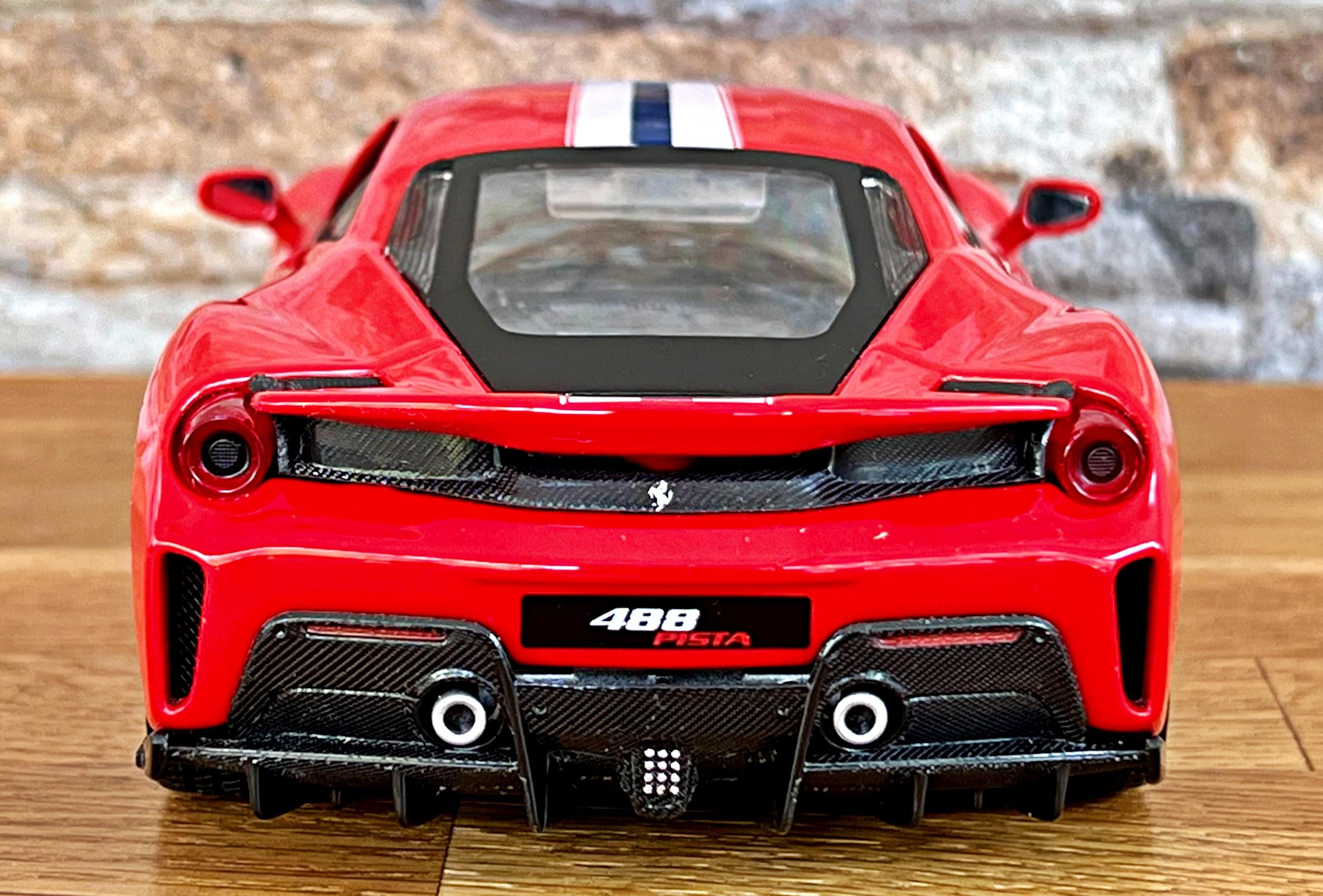 Ferrari 488 Pista | 1/24 Scale Model Car | 1:24 Diecast Car Model | 1/ ...