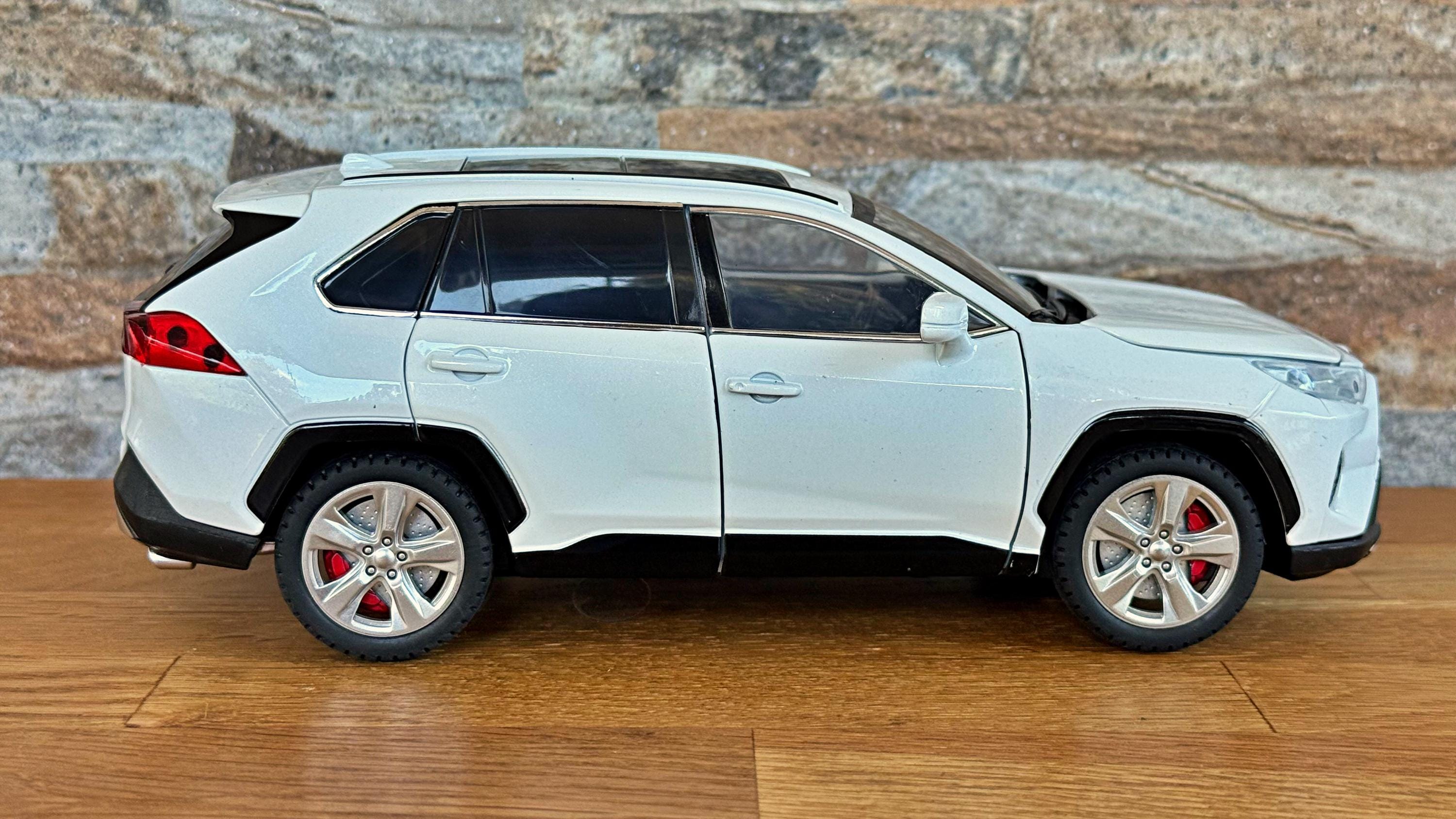 Toyota RAV4 | 1/24 Scale Model Car | Diecast Car Model | Toyota