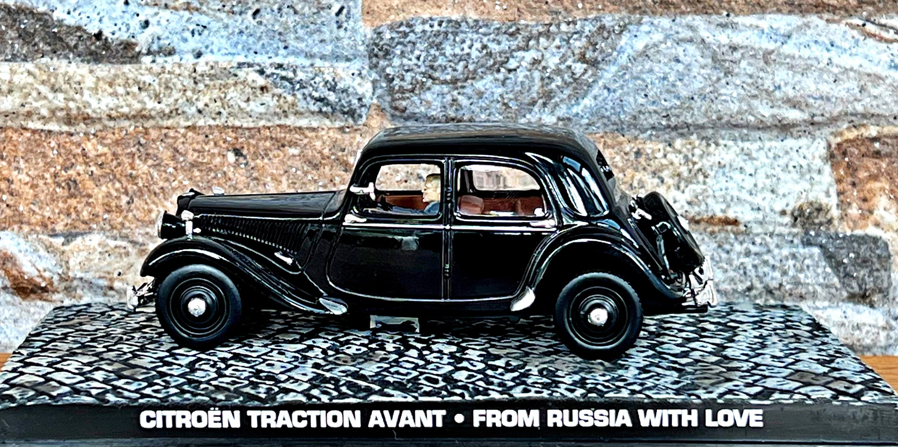 Citroen Traction Avant, 007 James Bond Collection, Vintage Diecast