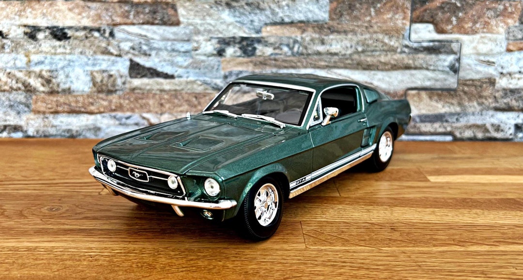 Ford Mustang GTA Fastback 1967, Vintage Model Car, Diecast Car, 1