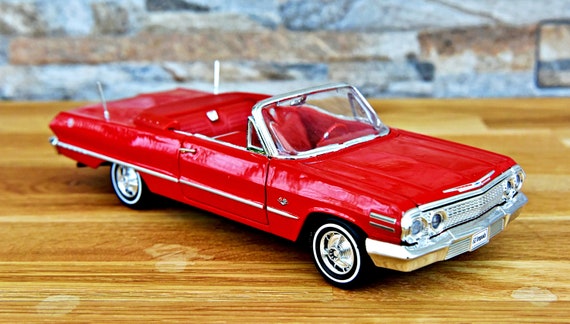 シボレー インパラ 1963、1/24 ダイキャストカー、1/24 スケール