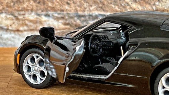 Alfa Romeo 4C | Model Car | 1/32 Diecast Car | 1:32 Scale Model