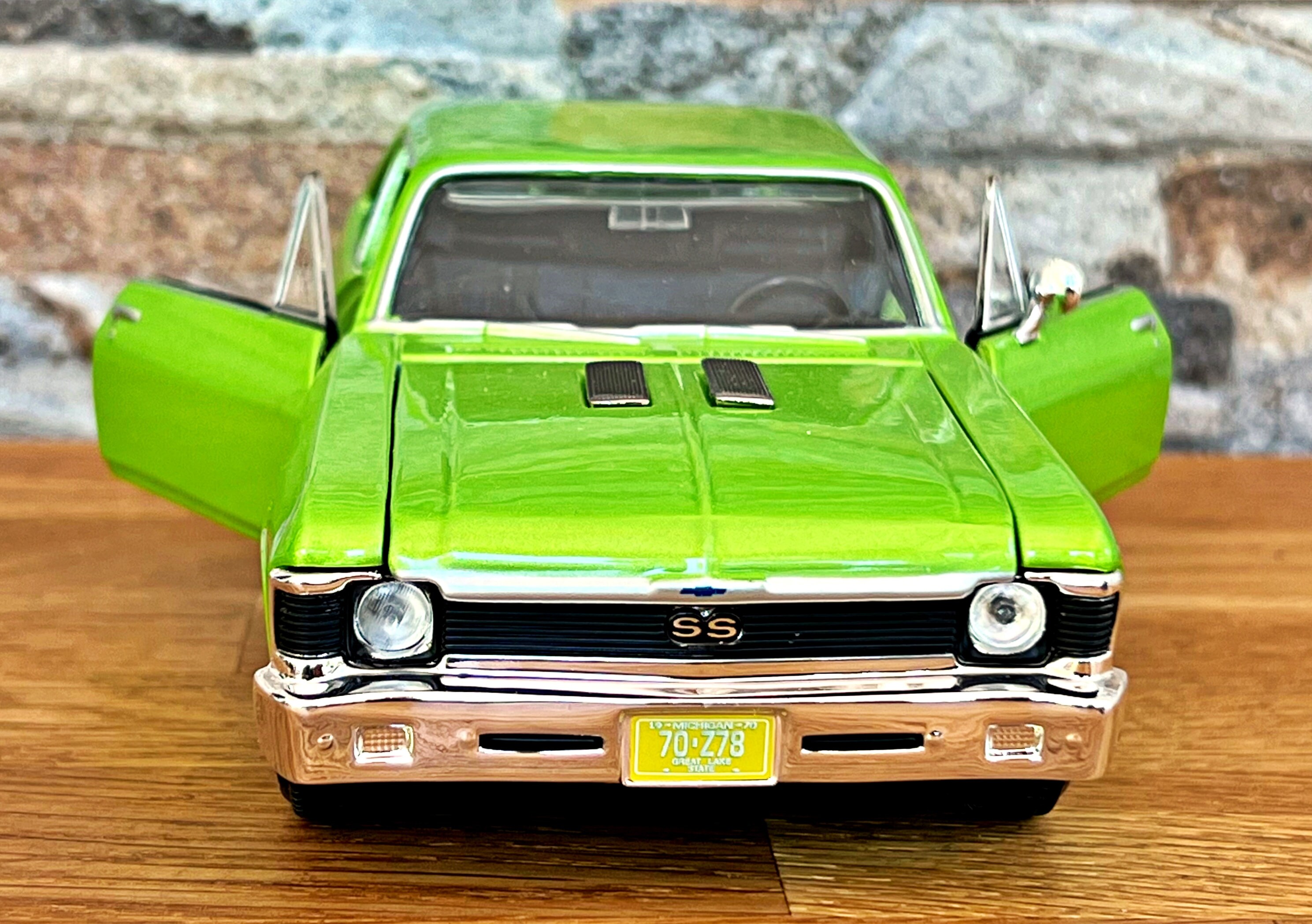 Chevrolet Nova SS 1970, 1/24 Scale Model Car, Diecast Car Model