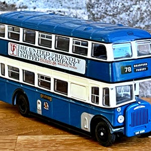 Daimler CVG6 Bradford City Transport, Vintage diecast bus, 1/76 scale model bus, old classic bus, Die cast Collection item , Diecast Replica