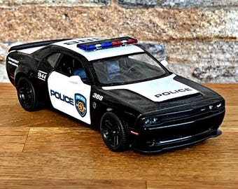 エアロモデルビルド ダッジ チャージャー チャレンジャー RT (パトカー