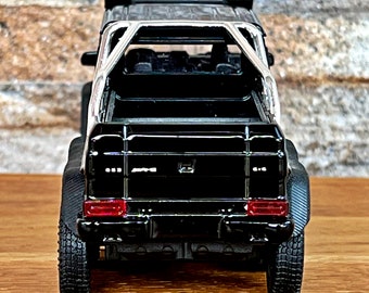 メルセデスベンツ G63 AMG 6x6、モデルカー、ダイキャストカー、1/38