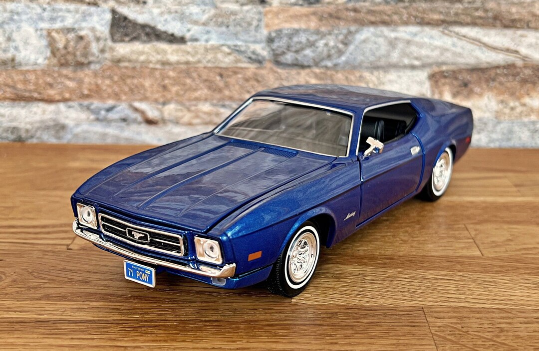 1971 Ford Mustang Sportsroof Diecast Model Car | 1/24 Scale - Etsy