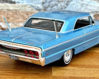 Chevrolet Impala SS 1964 | Vintage Model Car | Diecast Car
