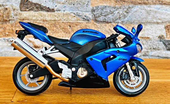 INFINTY RETROモデル9'10\