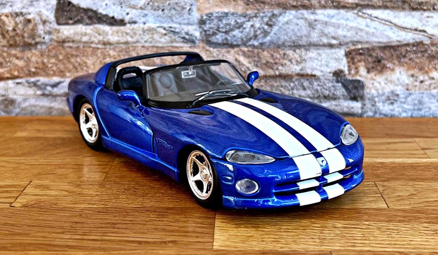 Dodge Viper RT/10 1997, Model Car, Diecast Car, 1/24 Scale Model