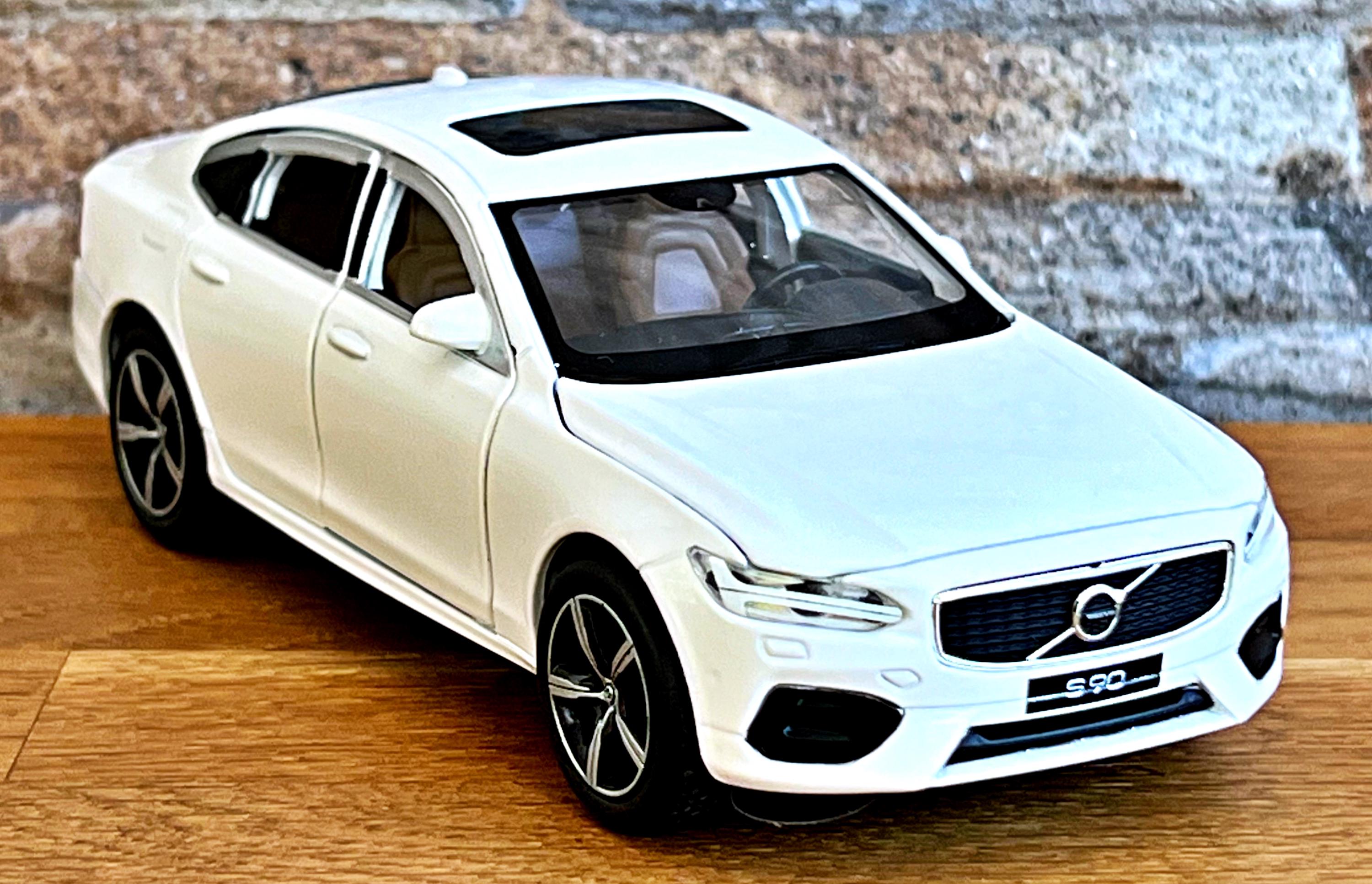 ま*昌様 VOLVO S90パールホワイト☆CSM1/18スケールダイキャスト製 1