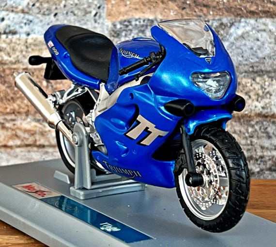 トライアンフ TT600、スケール 1/18 ダイキャスト バイク、1/18 ダイ