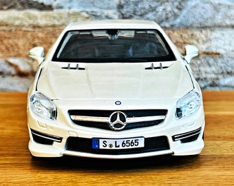 JADA メルセデス・ベンツ SL65 EURO-SPEC ホワイト 1/24 メルセデスベンツ SL65 AMG ハードトップ、モデルカー、メルセデス