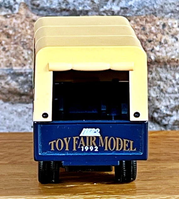 1934 マック キャンバス バック トラック、ヴィンテージ ダイキャスト