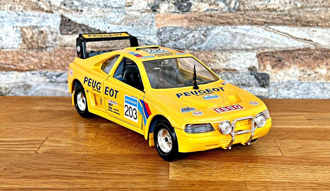 Peugeot 405 Turbo 16 Raid | Vintage Model Car | Scale 1/24 Diecast