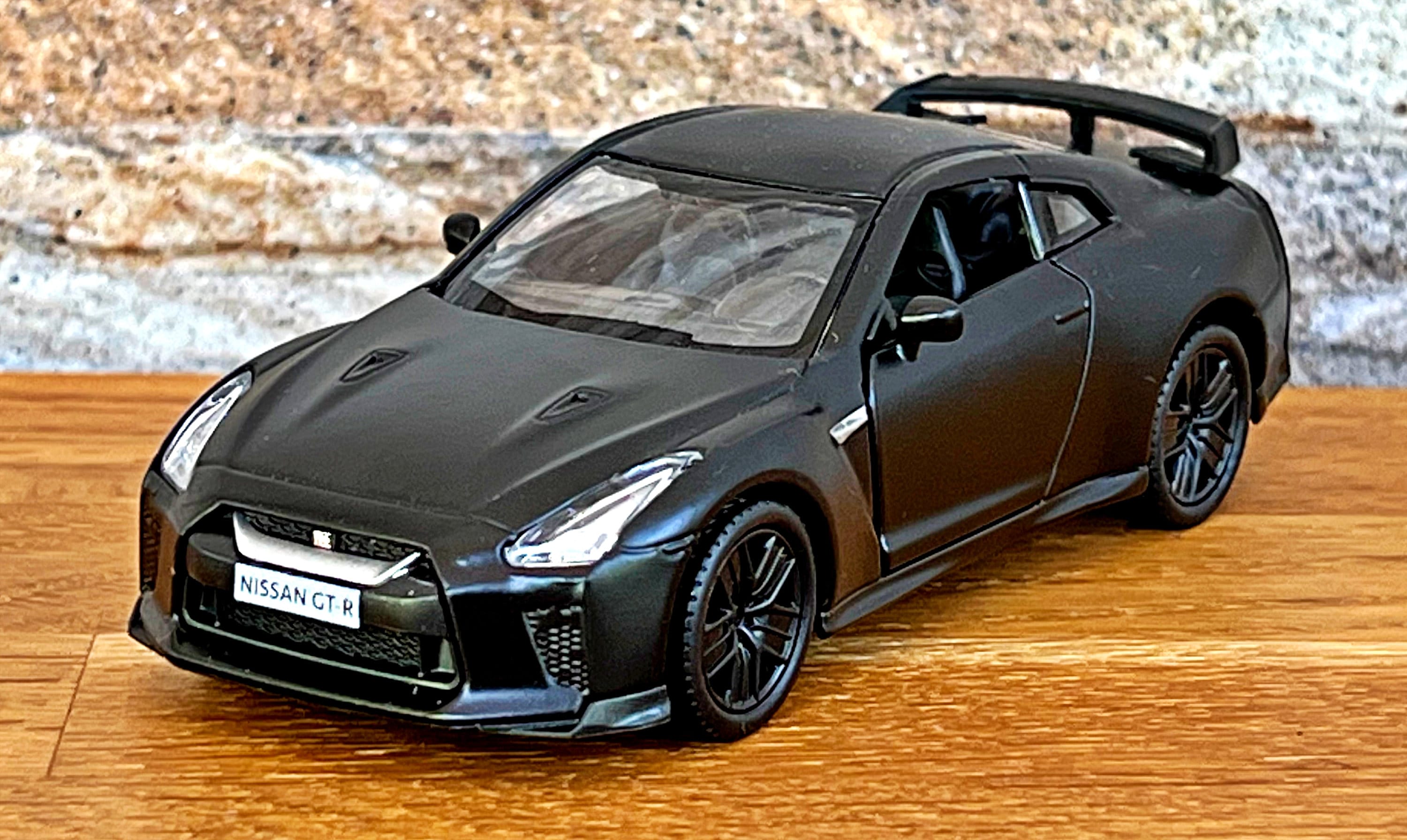 NISSAN GT-R ミニカー ブラック Nissan GT-R R35 | 1/36 Scale Model Car | Diecast Car Model | Die