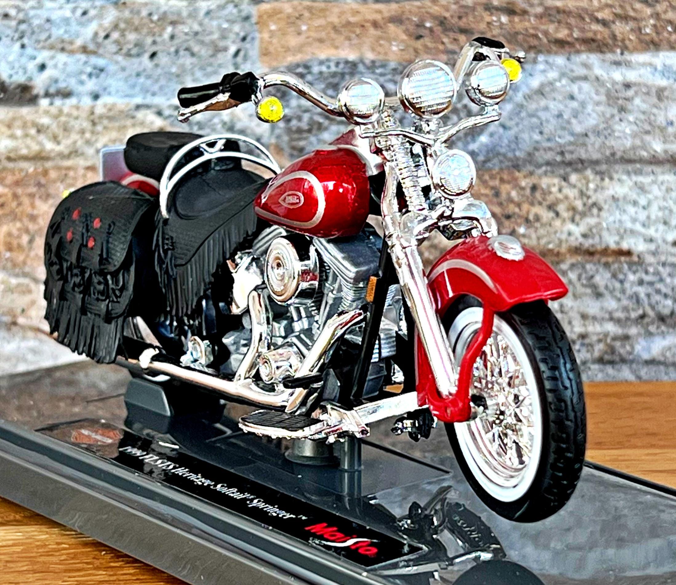 186000 HARLEY-DAVIDSON ハーレーダビッドソン ミニチュアフィギュア  1999MODELS 1:18　 [0000000001071] H-D 1:18 Scale Diecast Motorcycle Series 44 Set | Harley-Davidson USA