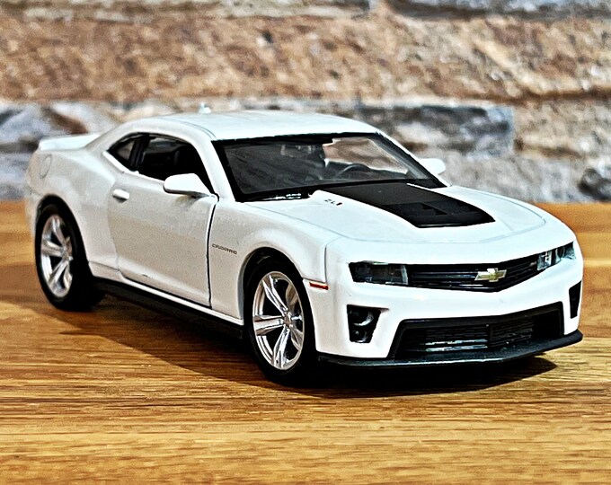Chevrolet Camaro ZL1 , Model Car, Collectible Car, 1/36 Scale Model, 1/