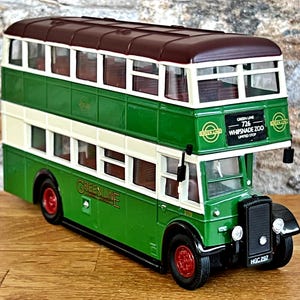 Daimler CW Utility Bus, Vintage diecast bus, model metal bus, old classic bus, Die cast Collection item, Limited Edition, 40th Anniversary