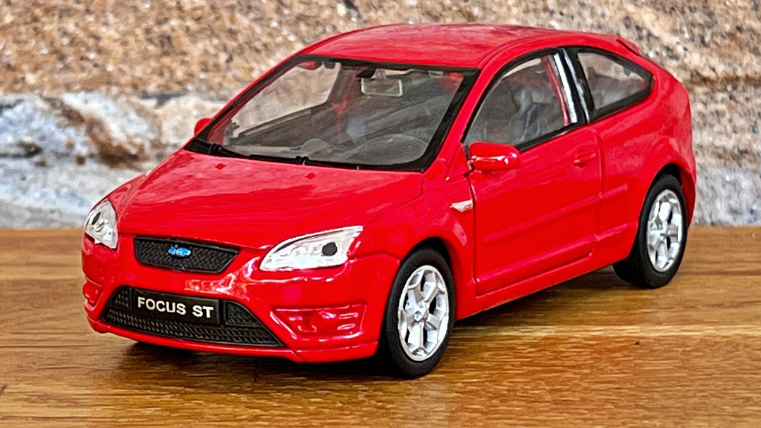 Ford Focus ST, Model Car, Scale 1/36 Model Car, Die Cast Car, 1/36