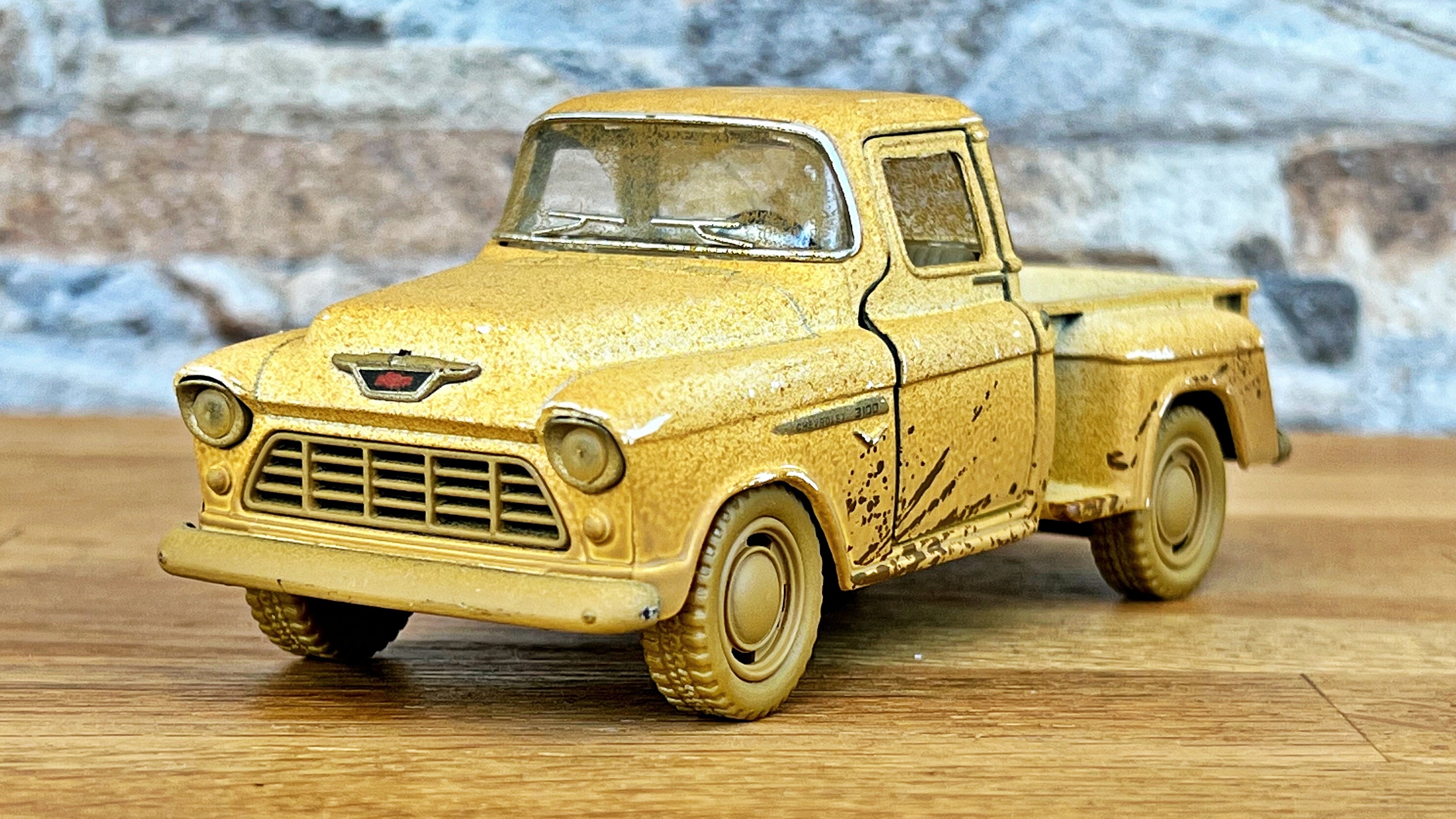 Camionnette Miniature 1:32 Kinsmart 1955 Chevy Stepside Pickup Blanc | Modèle Réduit Diecast - 5 Pièces