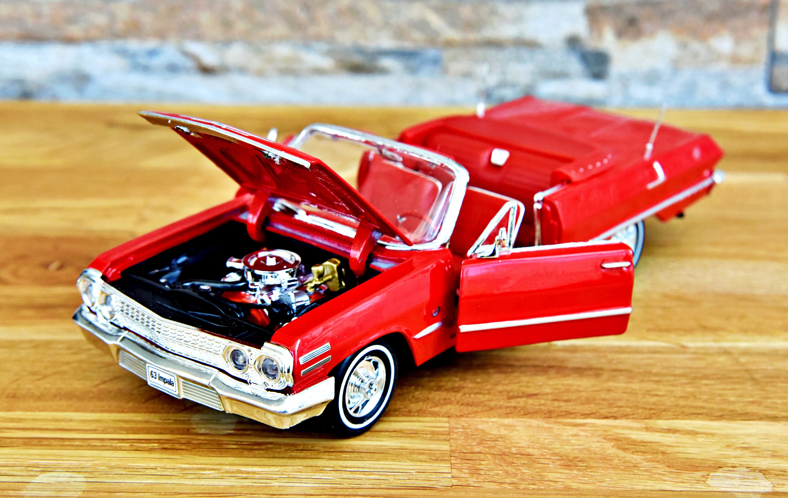 Jada 1/24 シェビータホ、1963インパラ ダッヂチャージャー3点 Jada 1/24 シェビータホ、1963インパラ ダッヂチャージャー3点