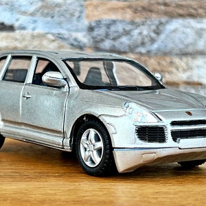 Porsche Cayenne Turbo | Model car | Diecast car | 1/38 scale model car | car model | Die cast collectible car | Die cast model | Porsche