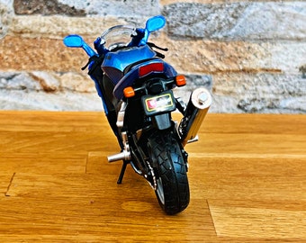 10/18のオーダーページです♡ カワサキ Ninja ZX10 | スケール 1/18 ダイキャストモデル バイク | 1