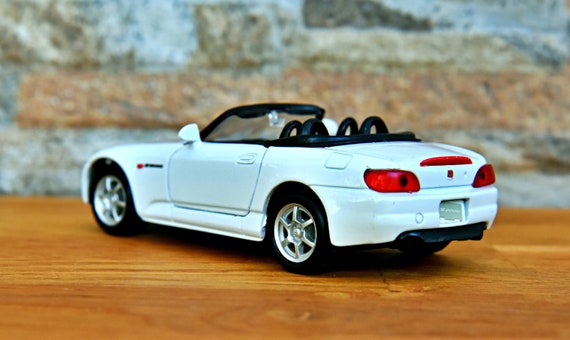 ホンダ S2000 ファースト・フューリアス 1/18 Suki's Honda