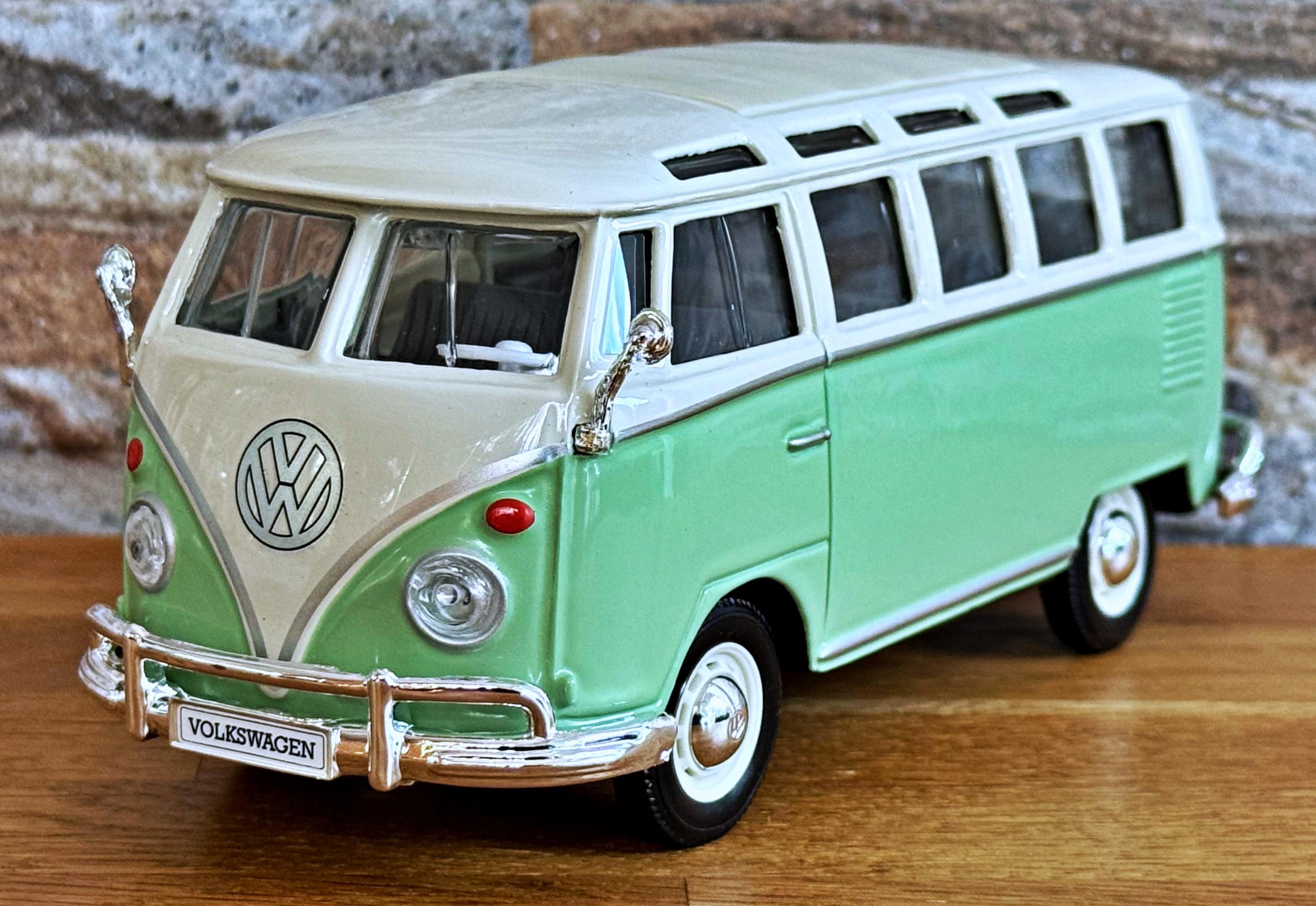 Volkswagen Van Samba Diecast Model Car 1:25 Scale - Etsy