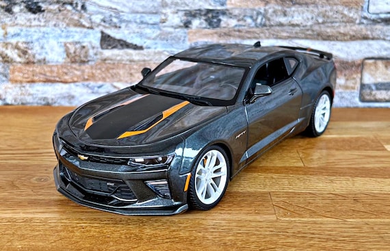 Chevrolet Camaro SS 2017 | 50th Anniversary Edition | Model Car