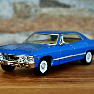 Chevrolet Impala 1967 | Modellauto | 1/43 DieCast Auto | 1:43 Modellauto | Sammelobjekt | Die Gussmodell | 925 Vintage Wagen | 60&#39;er Jahre
