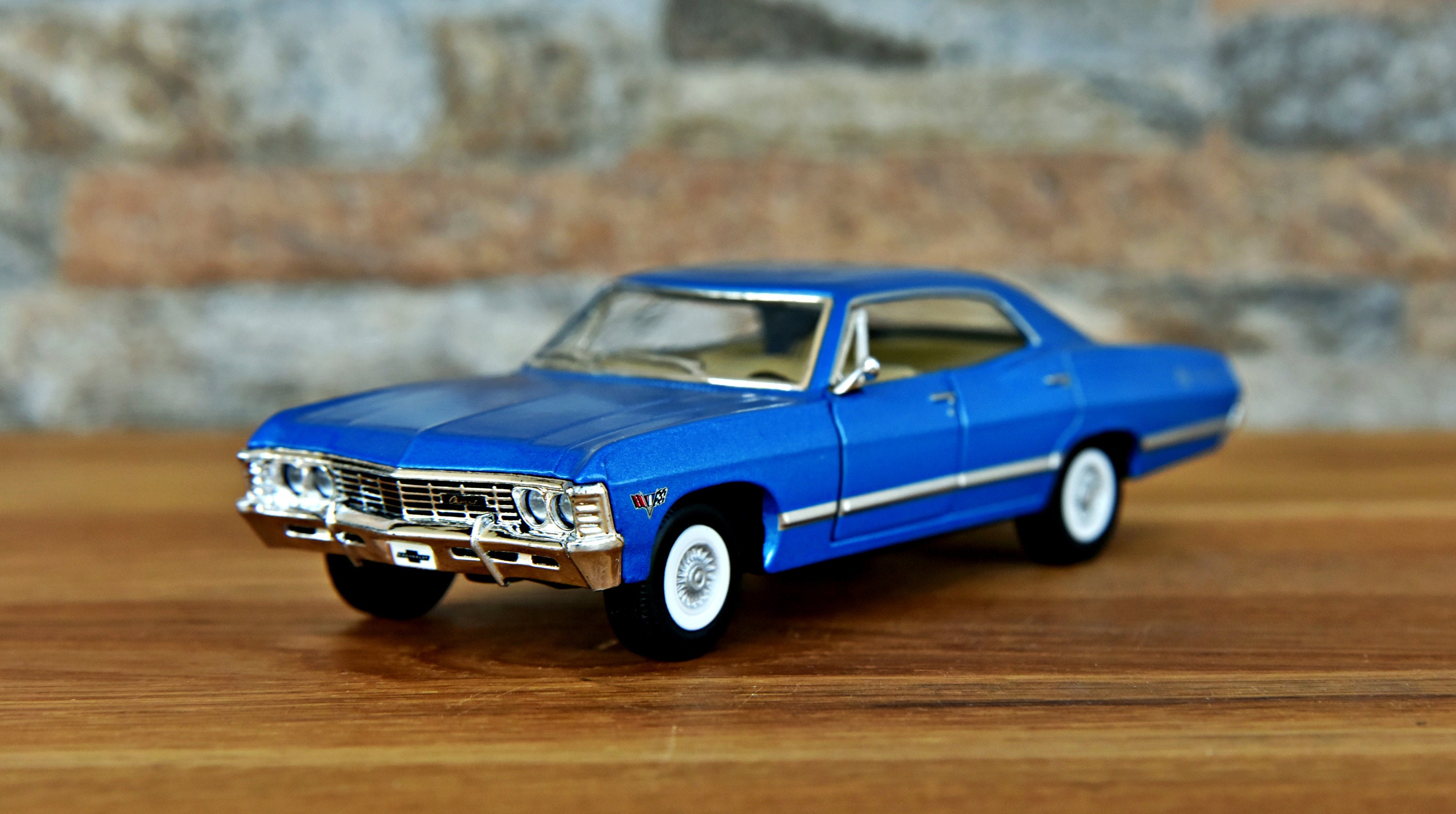 シボレー インパラ 1967 | モデルカー | 1/43 ダイキャストカー | 1:43