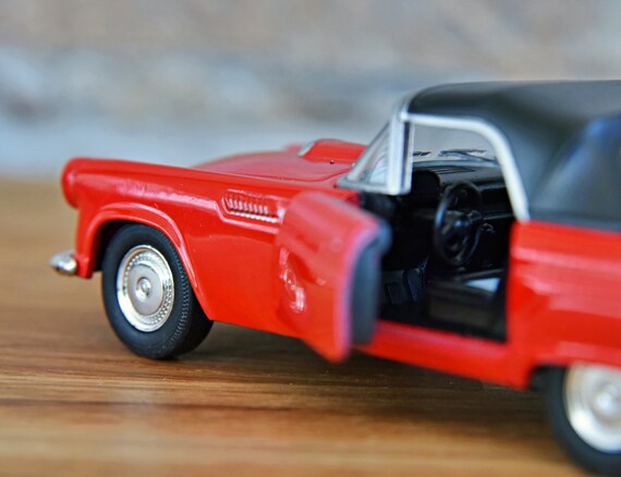 1955 FORD Thunderbird (1:24) ダイキャスト メタル Amazon.com: KiNSMART - 1955 Ford Thunderbird Hard Top 5