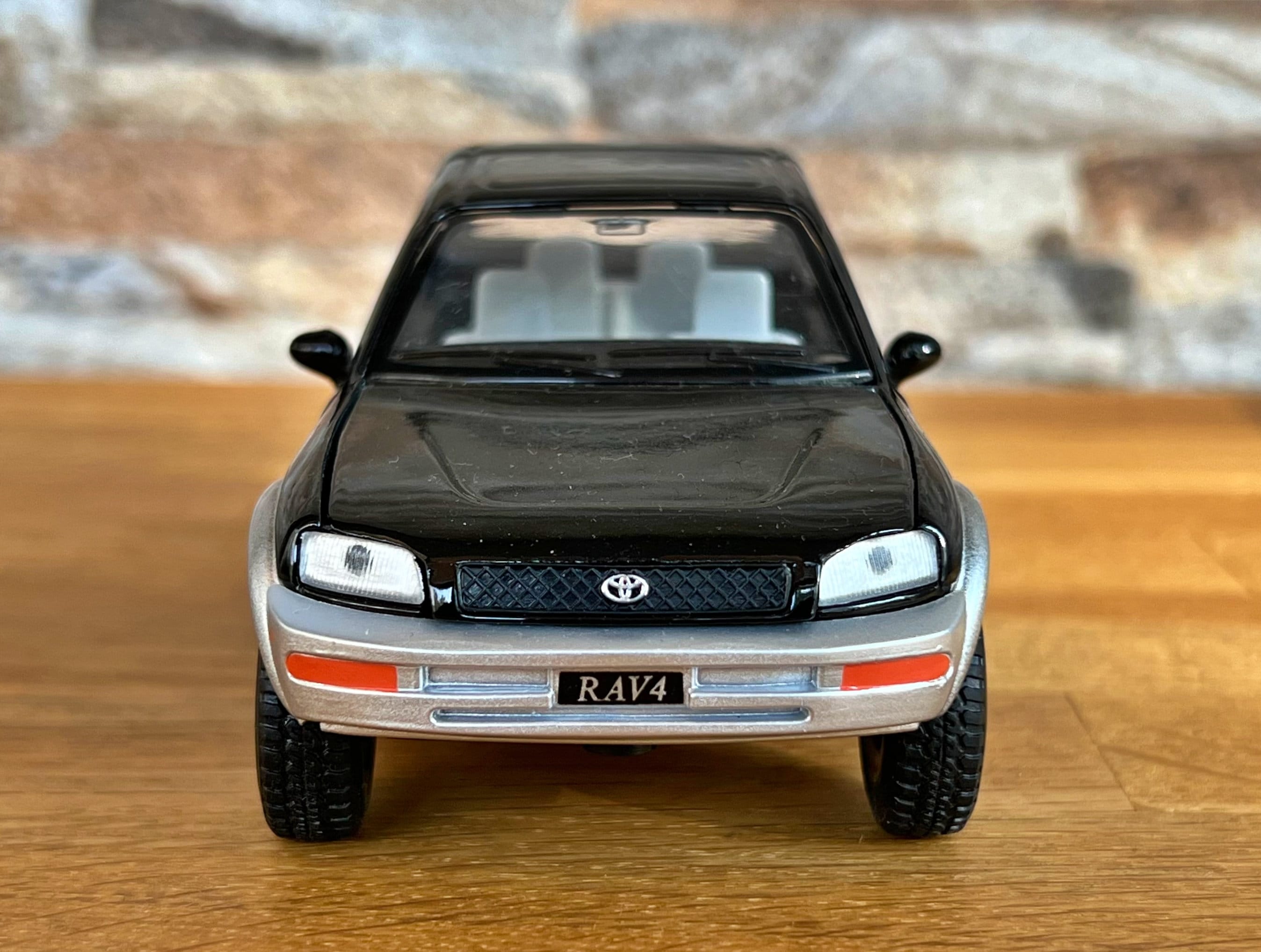 Toyota RAV4 Cabriolet | Model Car | Diecast Car | 1/32 Scale Model