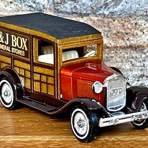 1930 Ford Model A | Vintage Model Car | Diecast Truck | 1/40 Scale 1930 Ford Model A | Vintage Model Car | Diecast Truck | 1/40 Scale