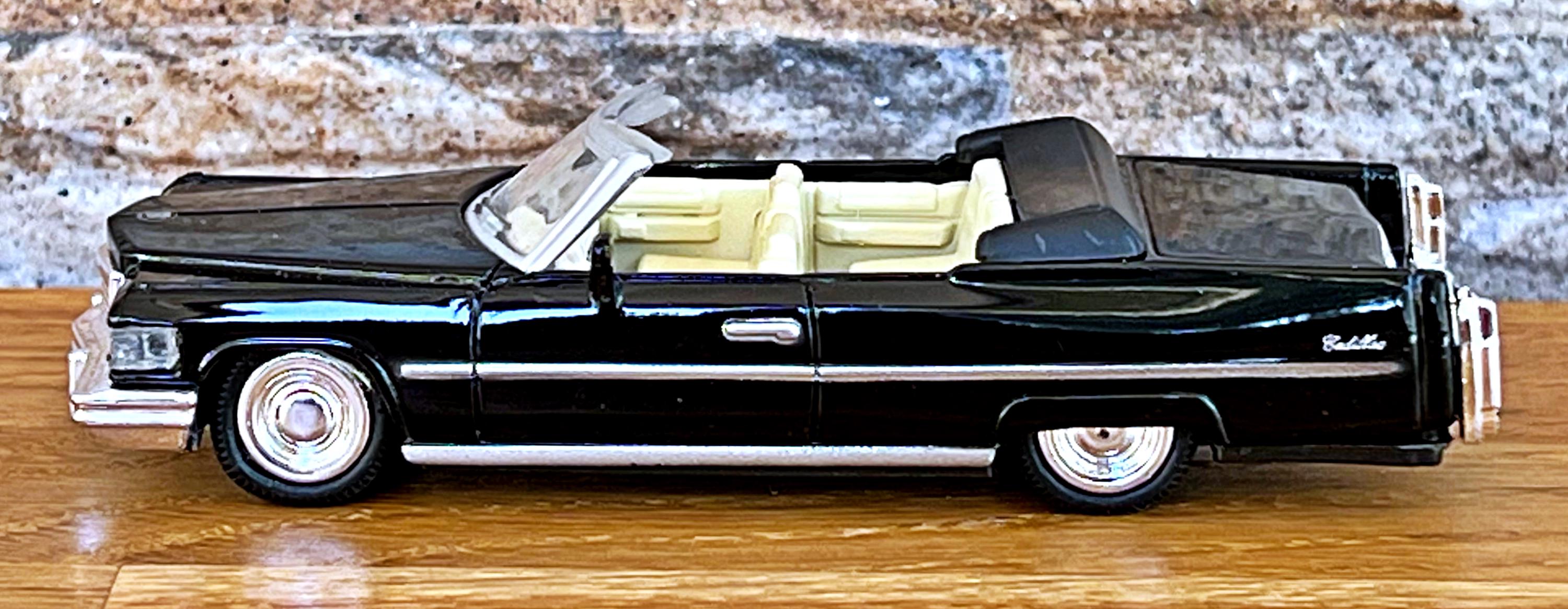 Modèle Réduit Cadillac Eldorado 1976 Noir - Échelle 1/43 Par NewRay