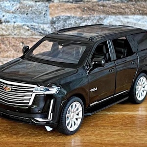 Cadillac Escalade 2021 | Model car | Diecast car | 1/32 scale model car | car model | Die cast car | collectible car | Cadillac Diecast