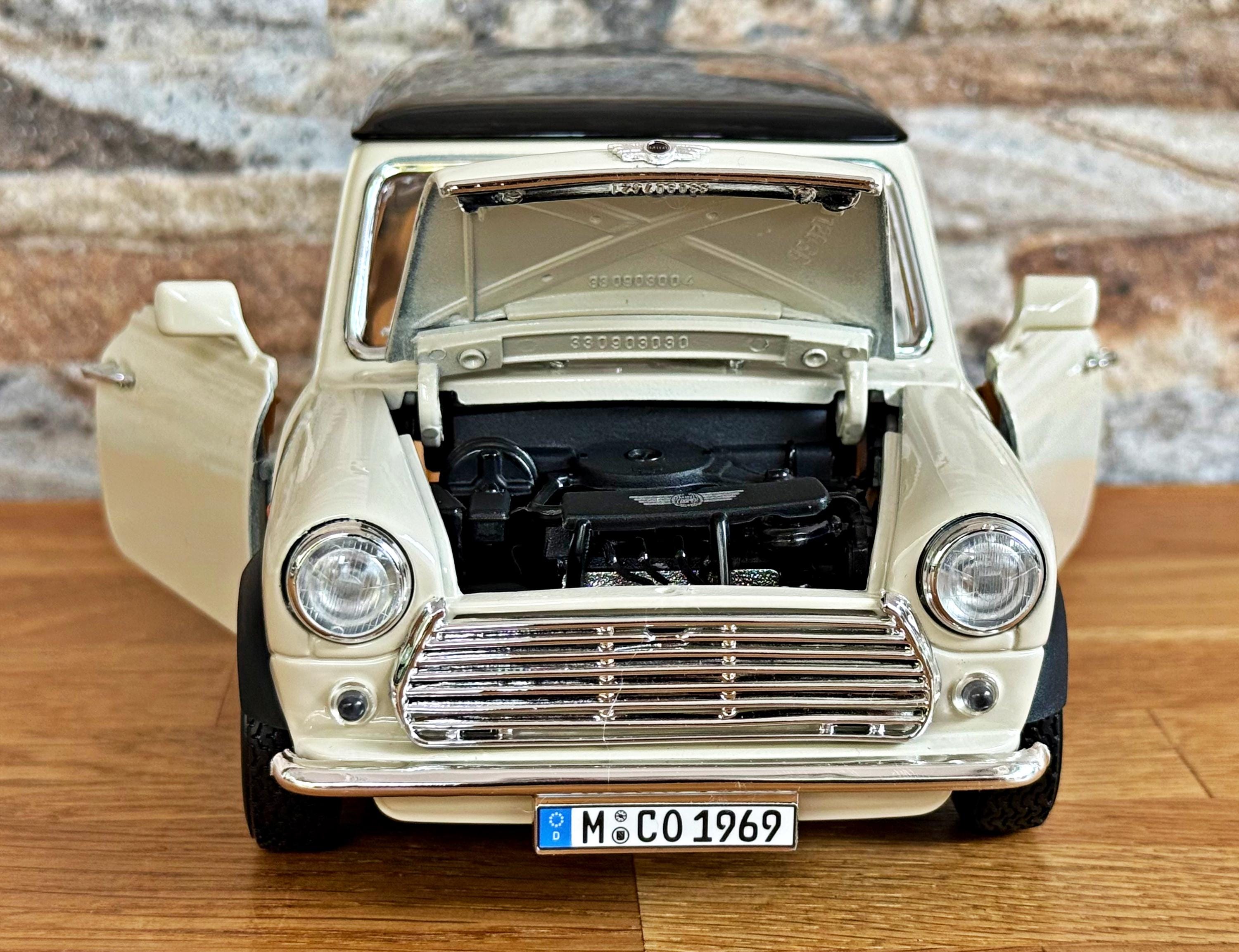Mini Cooper 1969 | 1/18 Diecast Model Car | 1/18 Scale Model Car