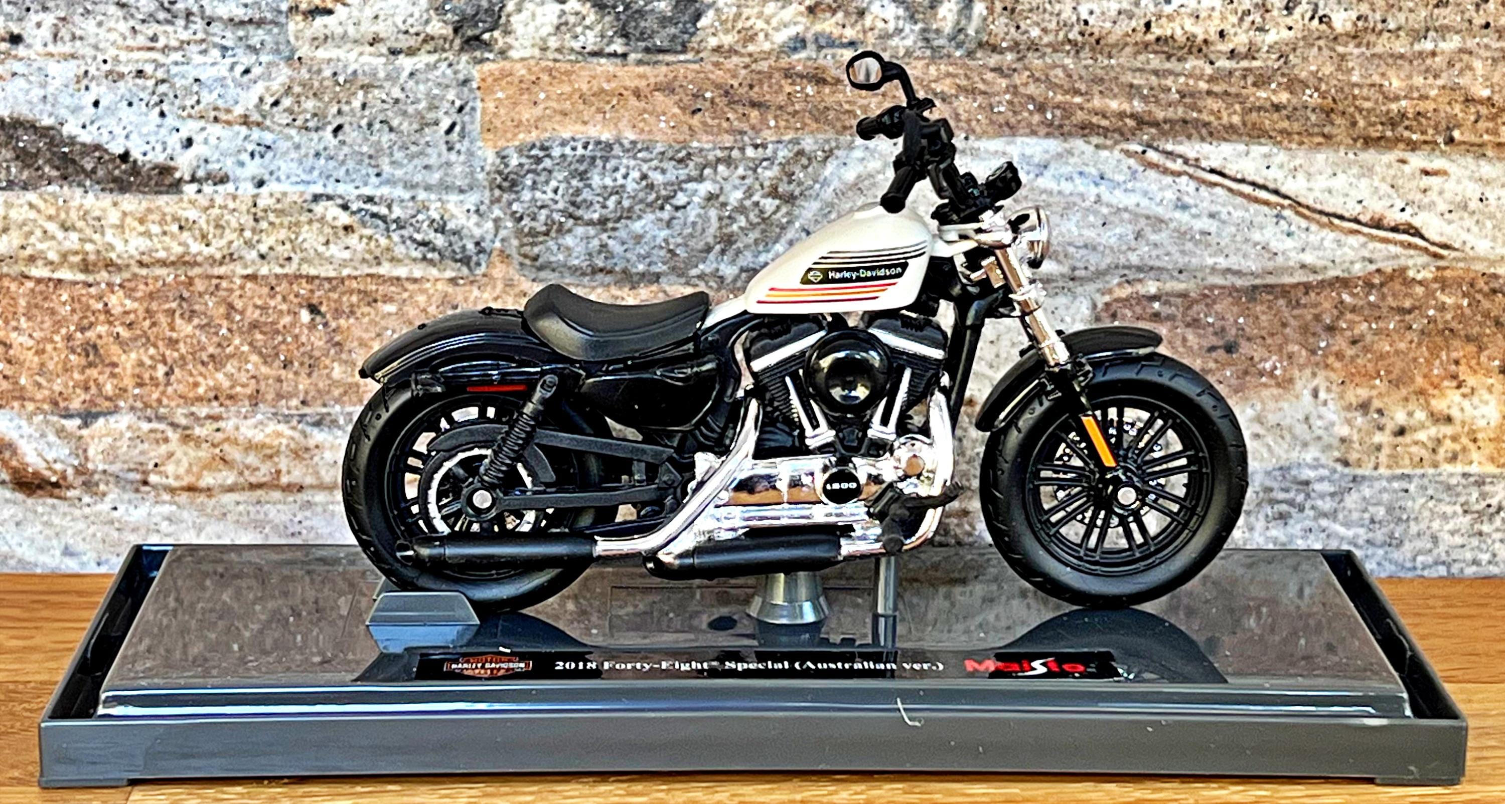 Harley Davidson 2018 Forty Eight Special, Model Motorcycle, 1/18