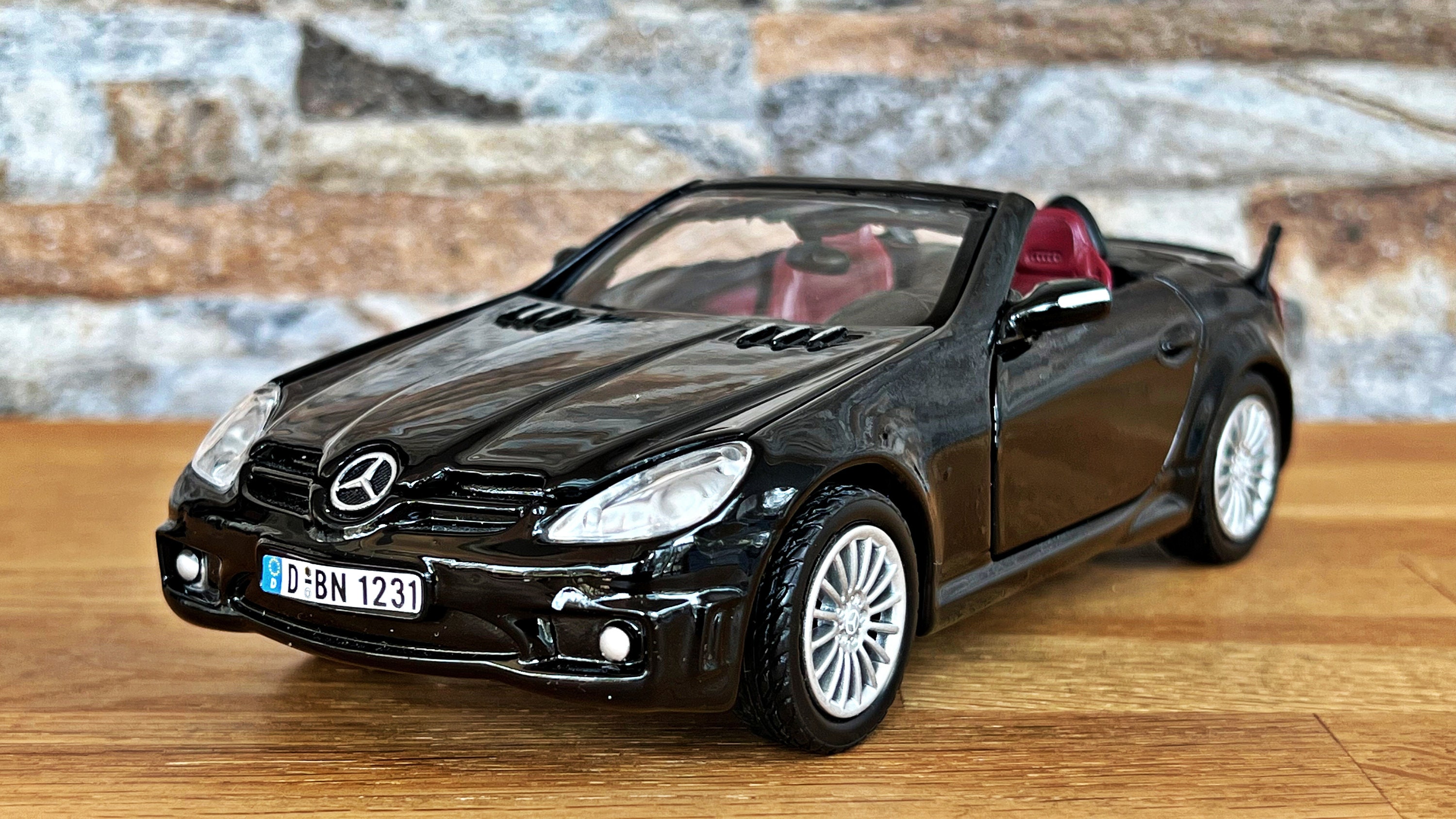 Mercedes Benz SLK 55 Amg Cabriolet, Model Car, Scale 1/24