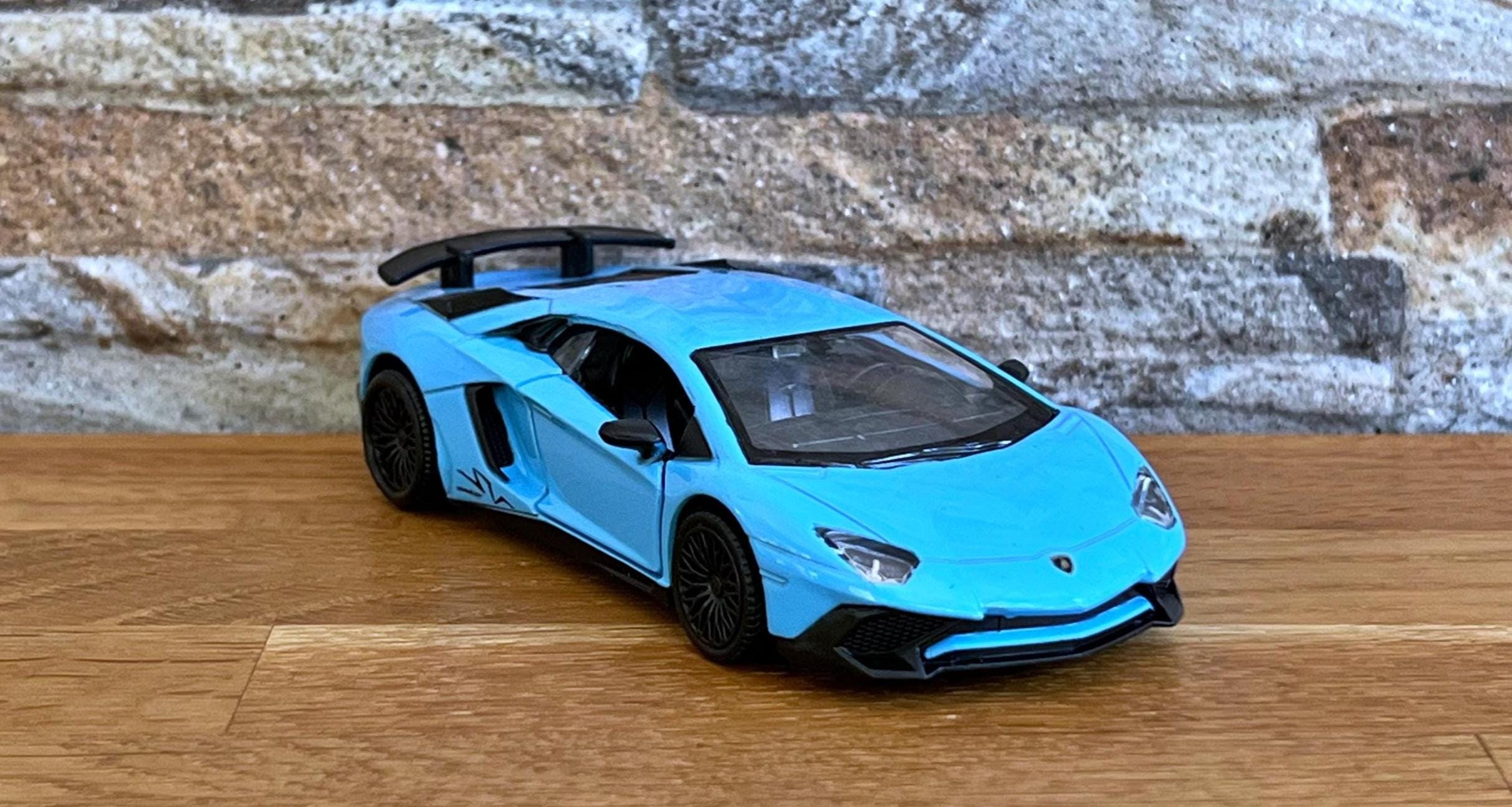Lamborghini Aventador SV Coupe 2015 , Model car, Diecast car, 1/36 scale model car, car model , Collectible car, Lamborghini , Die cast