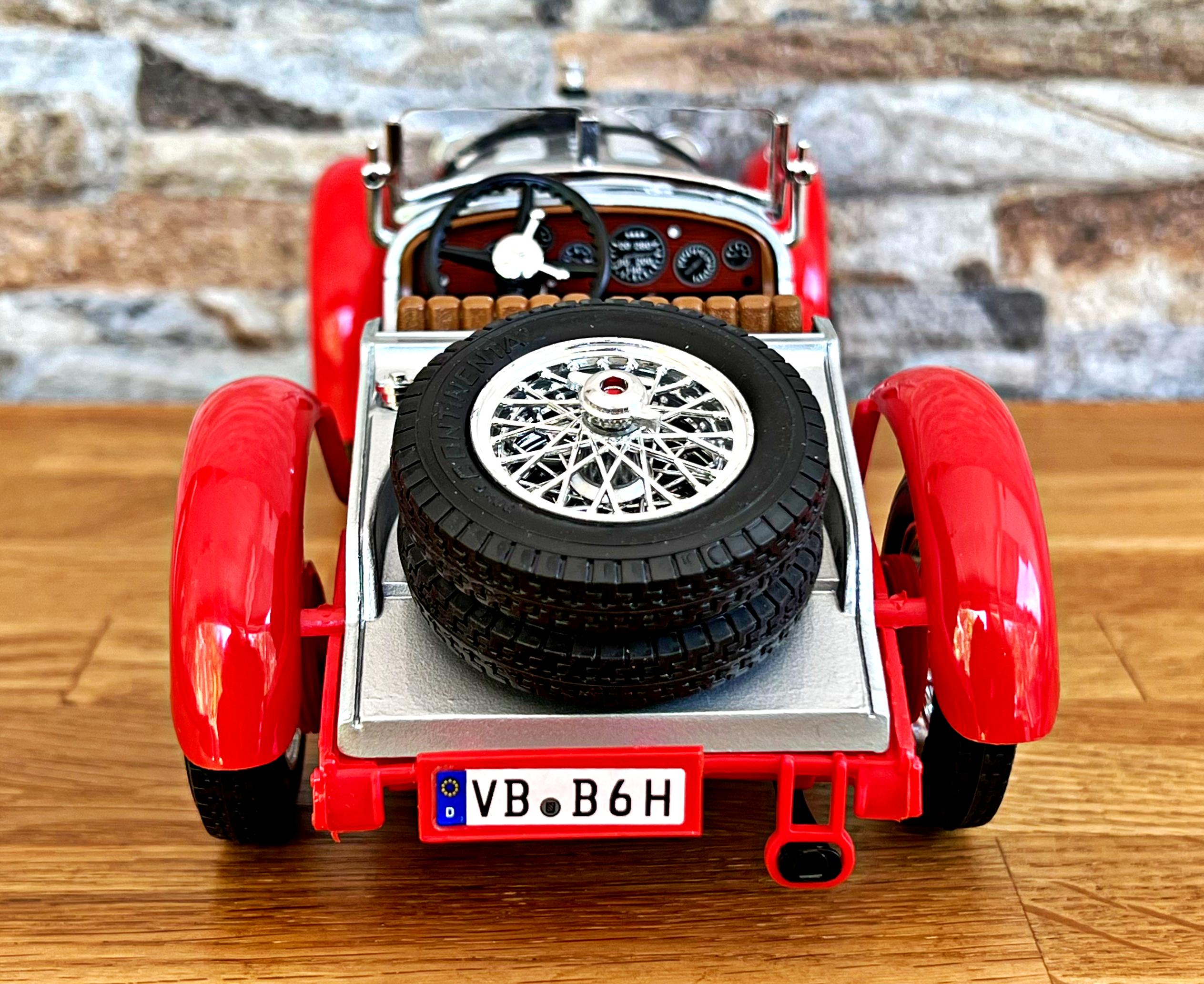 メルセデスベンツ SSKL 1931 | ヴィンテージモデルカー | 1/18スケール