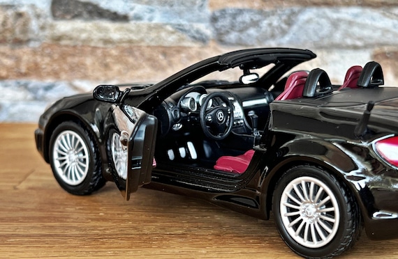 Mercedes Benz SLK 55 Amg Cabriolet, Model Car, Scale 1/24 Diecast