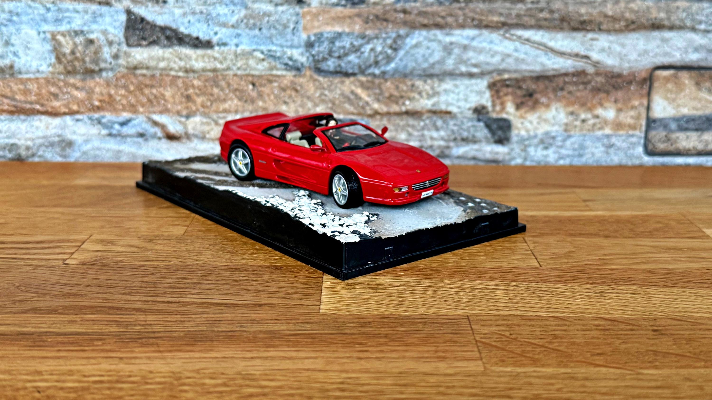 Ferrari F355 GTS , 007 James Bond Collection Car, Vintage Diecast