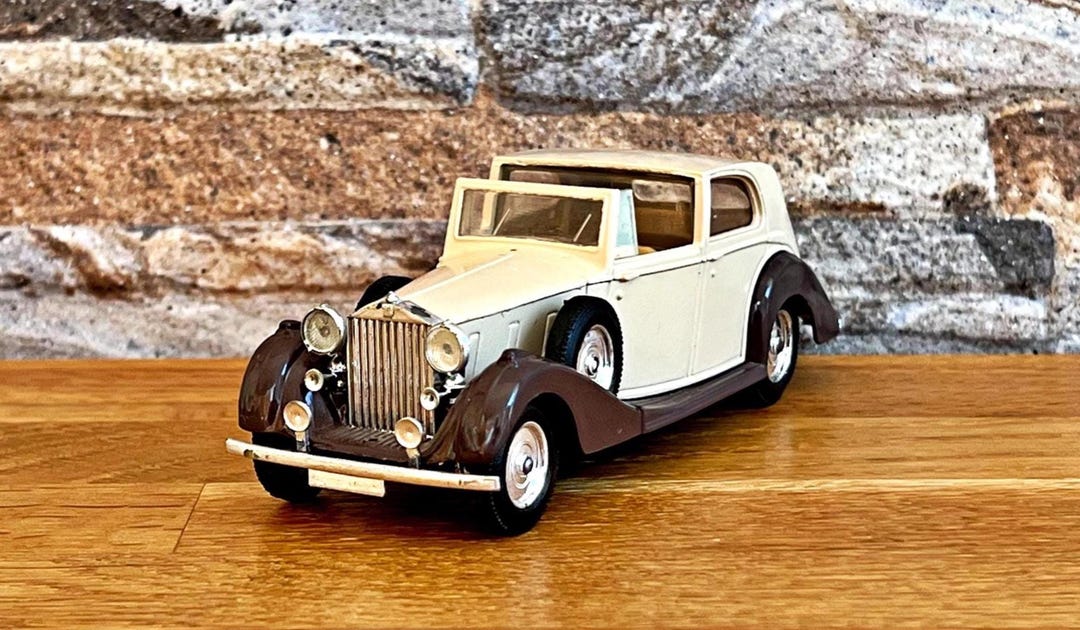 1939 Rolls Royce Phantom III Vintage Model Car, Vintage Diecast